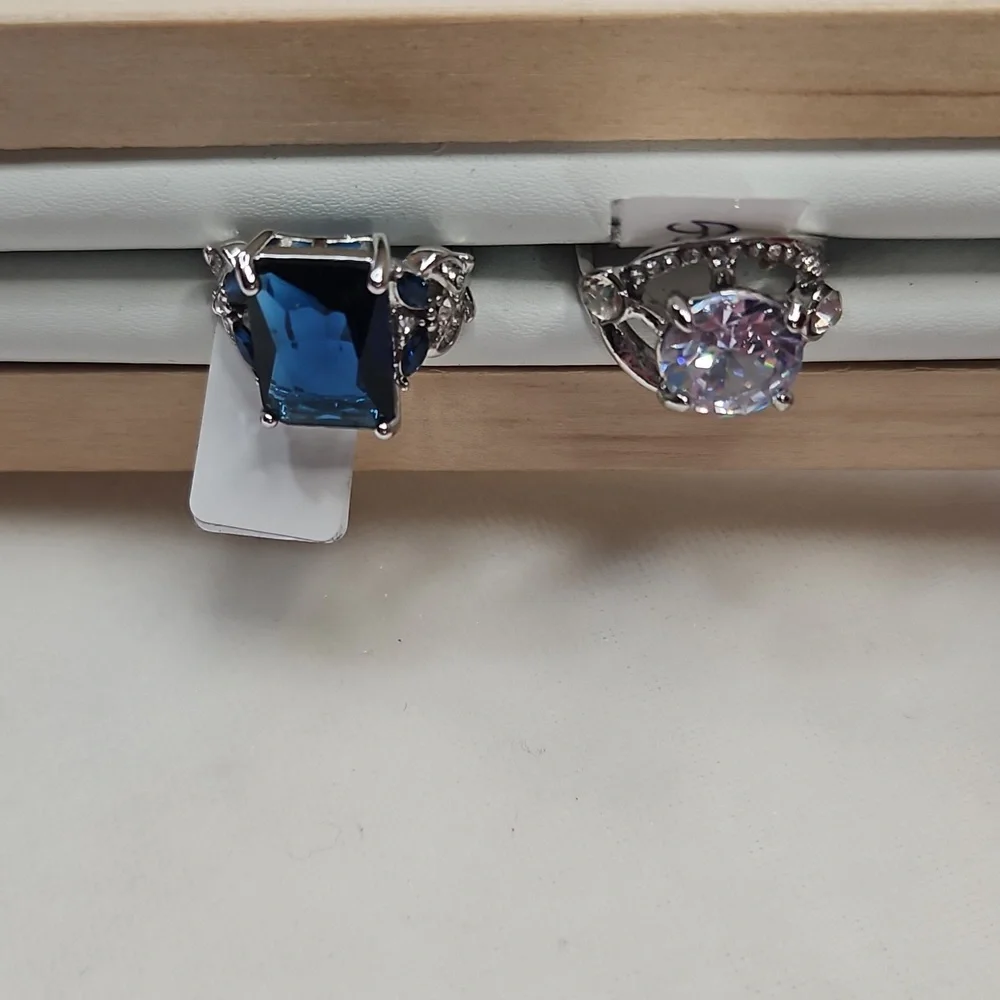 Ladies Lot of 2 Fashion Rhinestone Crystal Cocktail Rings Silver Plated Elegant